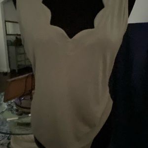 Cute Olive green top L